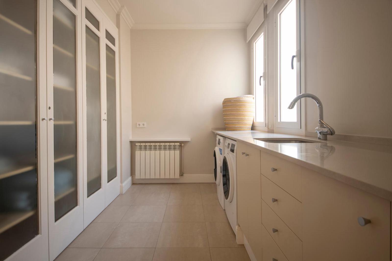 Atico Duplex Con Cinco Appartement
